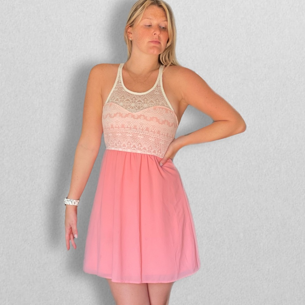 Gianni Bini Salmon Pink dress with White Lace details on Top